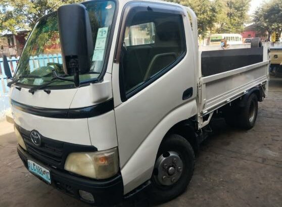 Toyota Dyna/Hiace 2 Toneladas Manual