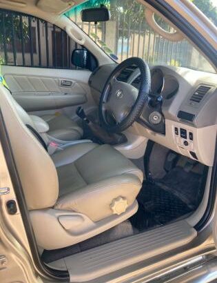 Toyota Fortuner 3.0 Turbo Diesel D4D 4X4