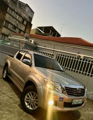 Toyota Hilux Raider 2014/15 2.5cc D4D Diesel Manual 4X4