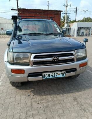 Toyota Hilux Surf 2.7 4X4