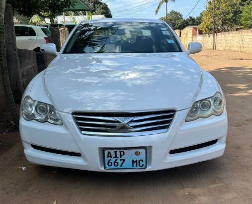 Toyota Mark X 2008/9 2.5