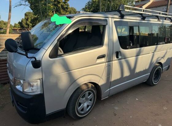 Toyota Quantam 1kd Diesel Manual 15 lugares