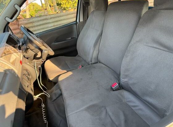 Toyota Quantam 1kd Diesel Manual 15 lugares