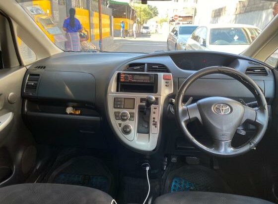 Toyota Ractis 2007 1.5cc