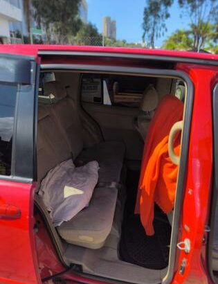 Toyota Raum  Legal  Motor 1.5 Cc Transmissão Automática  Cor vermelha  Suspensão Boa  Ac Gela Pronto a Viajar  Localização Cidade de Maputo  Preço :