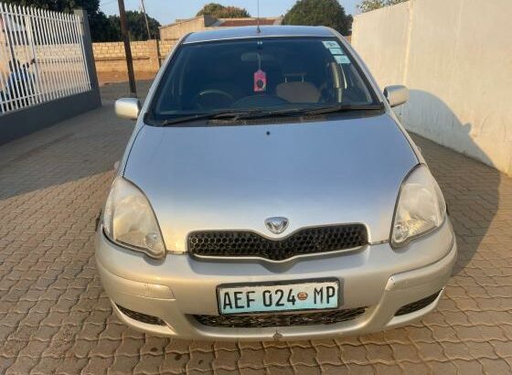 *Toyota vitz Lágrima* Motor 1.3 Start Chaves  Interior clean  Motor super seco Ac/ on  Pneus bons  Seguros pagos  Inspeção em dia  Tudo clean/Carro mu