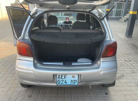 *Toyota vitz Lágrima* Motor 1.3 Start Chaves  Interior clean  Motor super seco Ac/ on  Pneus bons  Seguros pagos  Inspeção em dia  Tudo clean/Carro mu