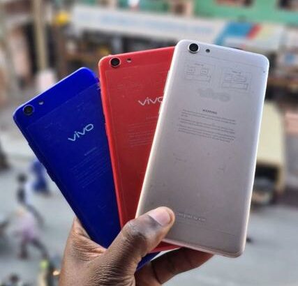 Vivo Y71 128GB. Fora Da Caixa