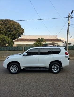 Toyota Land Cruiser Prado VX 2012 Recém importado
