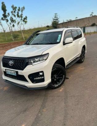 TOYOTA | LAND CRUISER PRADO TZ | 2013(FACELIFT DE 2018)🎁