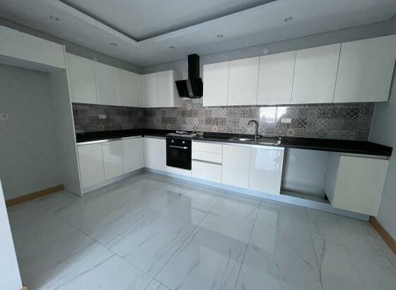 Vendo Apartamento Prédio Novo T3 transformado em T2 no Condomínio Deco Assus