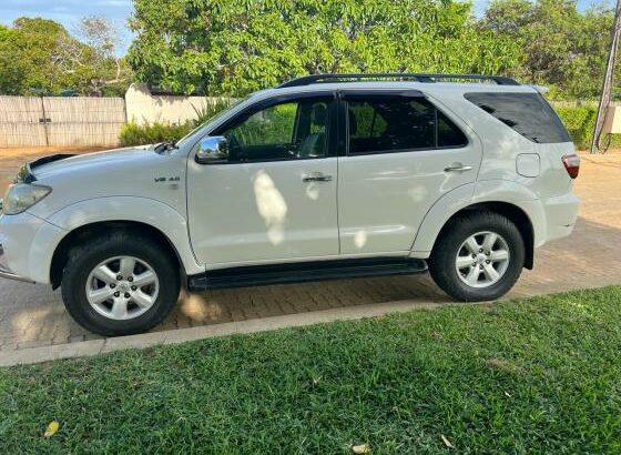 Toyota | Fortuner | 2011 | Gasolina | 4.0 | V6 | 4×4