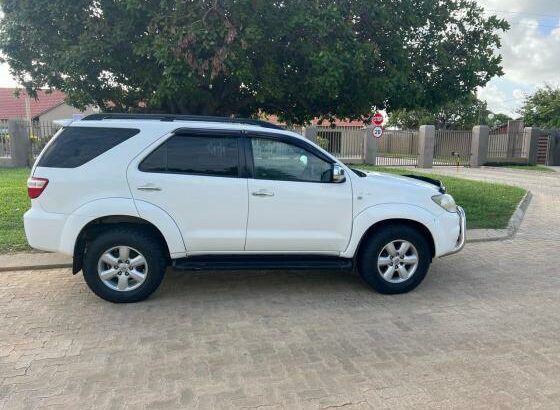 Toyota | Fortuner | 2011 | Gasolina | 4.0 | V6 | 4×4