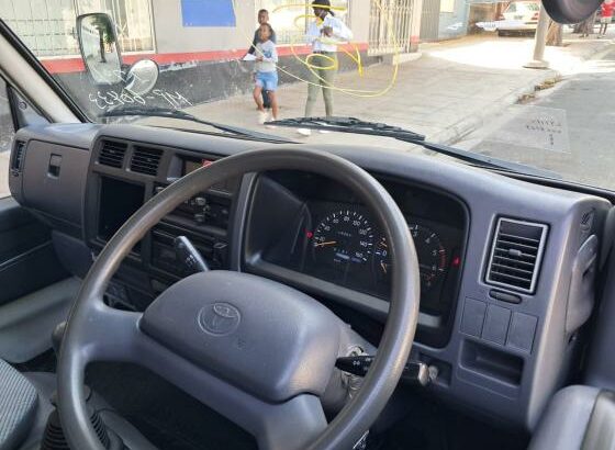 Toyota | Dyna | 3L | 1500kg | Recém-importada