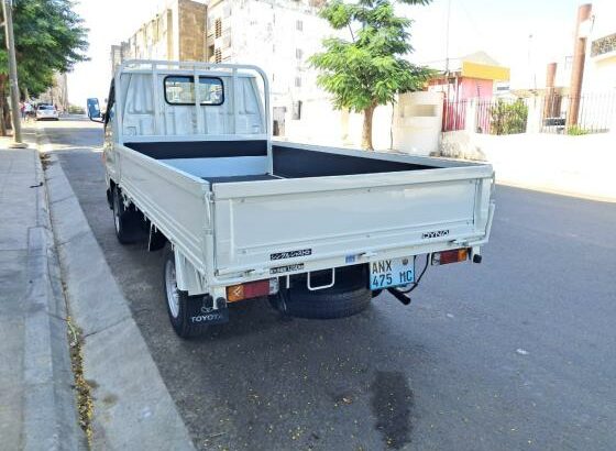 Toyota | Dyna | 3L | 1500kg | Recém-importada