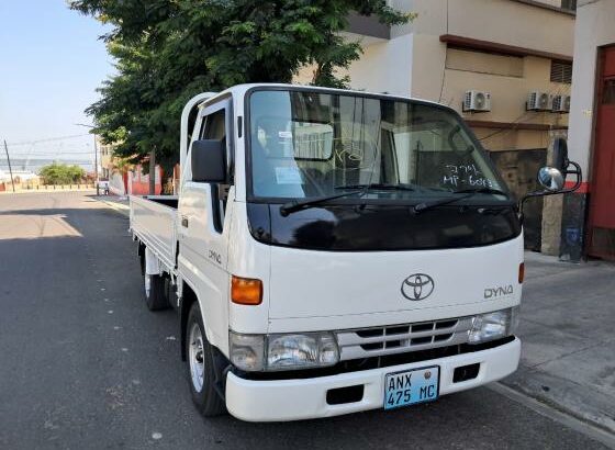 Toyota | Dyna | 3L | 1500kg | Recém-importada