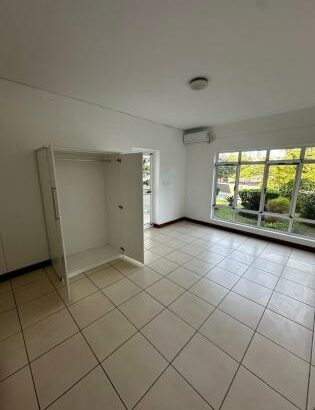 Arrenda-se moradia duplex T4 na Sommerchield