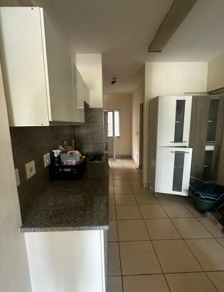 Arrenda-se moradia duplex T4 na Sommerchield