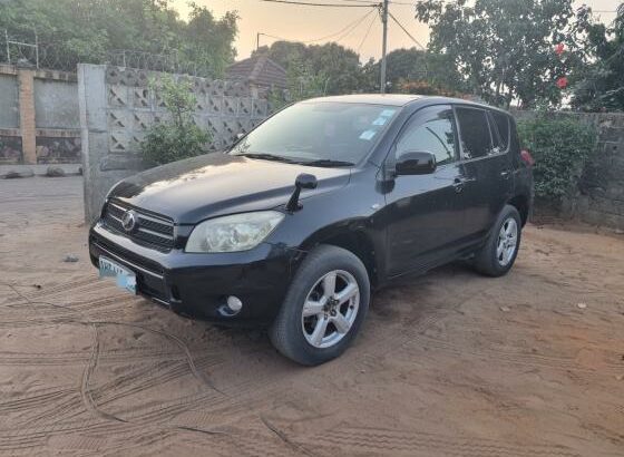*Toyota Rav4*