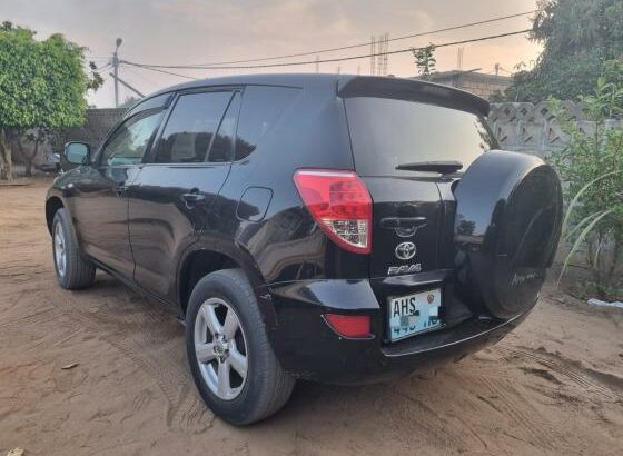 *Toyota Rav4*