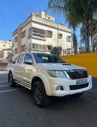 Toyota | Hilux Legend 45 | 2014 | Automática | 4×4