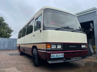 Toyota | Coaster | 1HZ | 29 Lugares | Recém-importado 🎁