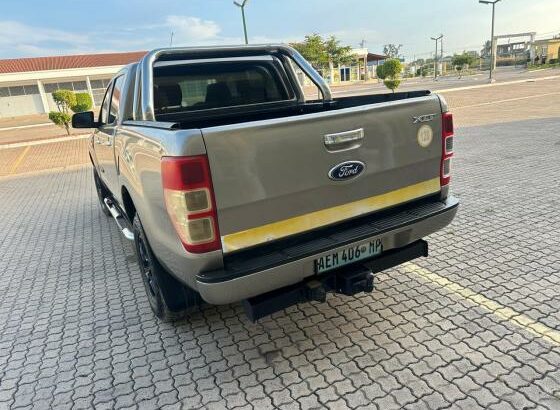 Ford | Ranger XLT | 2015 | Manual | 3.2 | 4×4 🎁