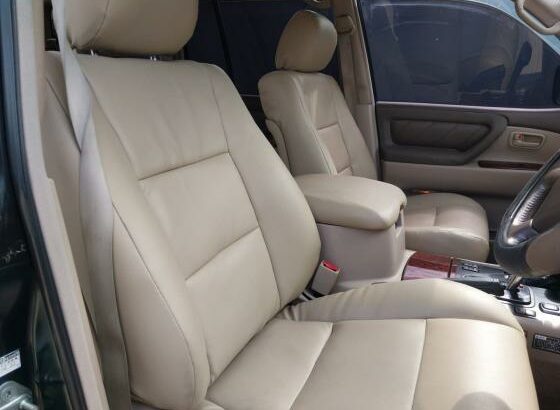 Toyota | Land Cruiser VX Limited | Automática | 4.7 | V8 | 4×4 🎁