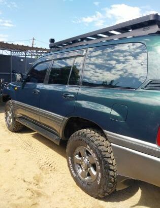 Toyota | Land Cruiser VX Limited | Automática | 4.7 | V8 | 4×4 🎁