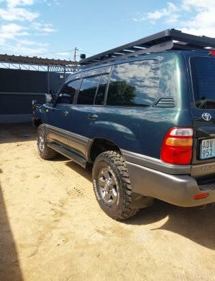 Toyota | Land Cruiser VX Limited | Automática | 4.7 | V8 | 4×4 🎁