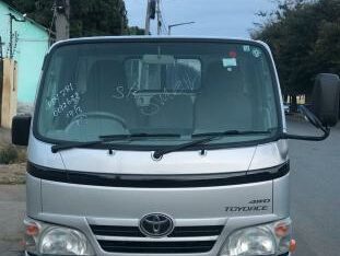 Toyota | Toyoace | 2014 | 4WD | Recém-importada