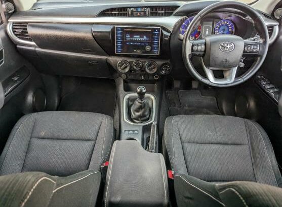 Toyota | Hilux GD-6 | 2016 | Manual | 4×4 + Extras