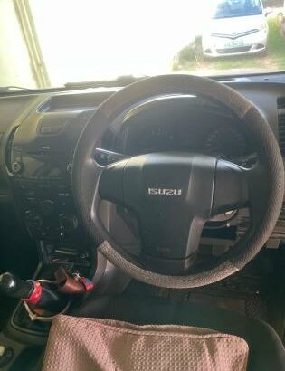 Isuzu | D-TEQ KB250 | 2014 | Manual | 2.5 | 4×4