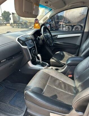 Isuzu | D-MAX | 2020 | Automática | 2.5 | 4×4 🎁