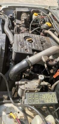 Mahindra | Pik-Up | 2013 | Manual | 2.5 | 4×4