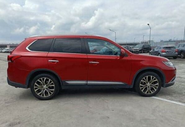 Mitsubishi | Outlander | 2015 | 4WD | Recém-importado 🎁