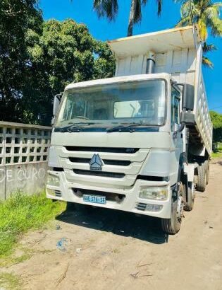 Sinotruk | Howo 371 | 28m³ | 12 rodas | 8×4