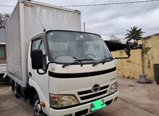 Toyota | Hino – Dutro | 2000kg | Recém-importada