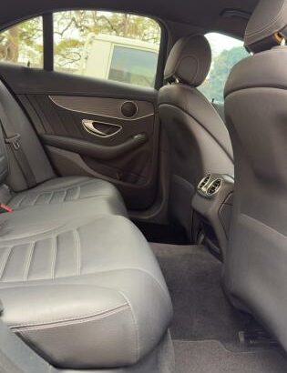 Mercedes-Benz | C220d AMG | 2017 | Recém-importado 🎁