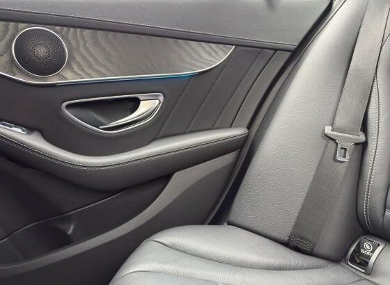 Mercedes-Benz | C220d AMG | 2017 | Recém-importado 🎁