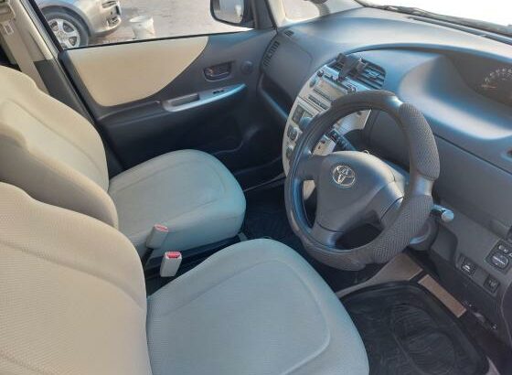 Toyota | Ractis | 2009 | Automático | 1.3 🎁