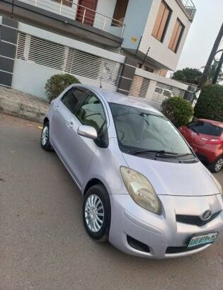 Toyota | Vitz | 2007 | Automático | 1.0