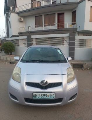 Toyota | Vitz | 2007 | Automático | 1.0
