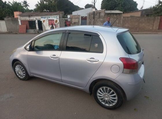 Toyota | Vitz | 2007 | Automático | 1.0