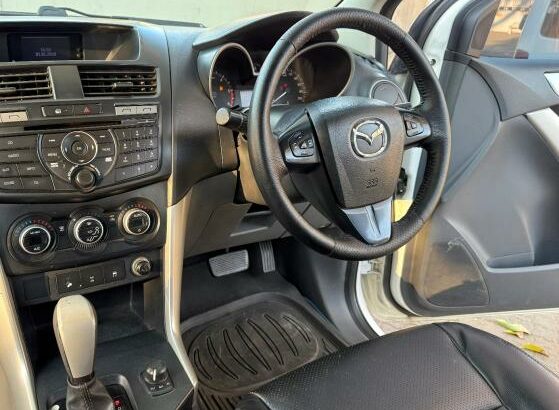 Mazda | BT-50 | 2014 | Automática | 3.2 | 4×4 🎁