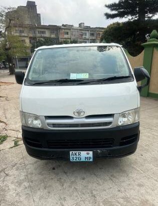 Toyota | Hiace – Quantum | 2007 | 15 Lugares | Recém-importado 🎁