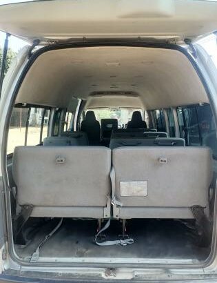 Toyota | Grand Hiace – Quantum | 2kd | 15 Lugares