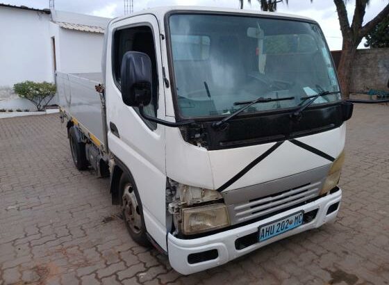 Mitsubishi | Canter | 4M42 | Manual | 2 Toneladas