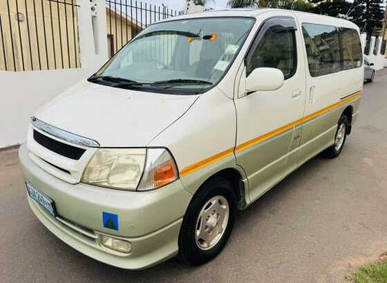 Toyota | Ganvia | Automático | Diesel | 8 Lugares 🚐
