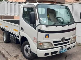 Toyota | Dyna | NO4C | 2000kg | Recém-importada